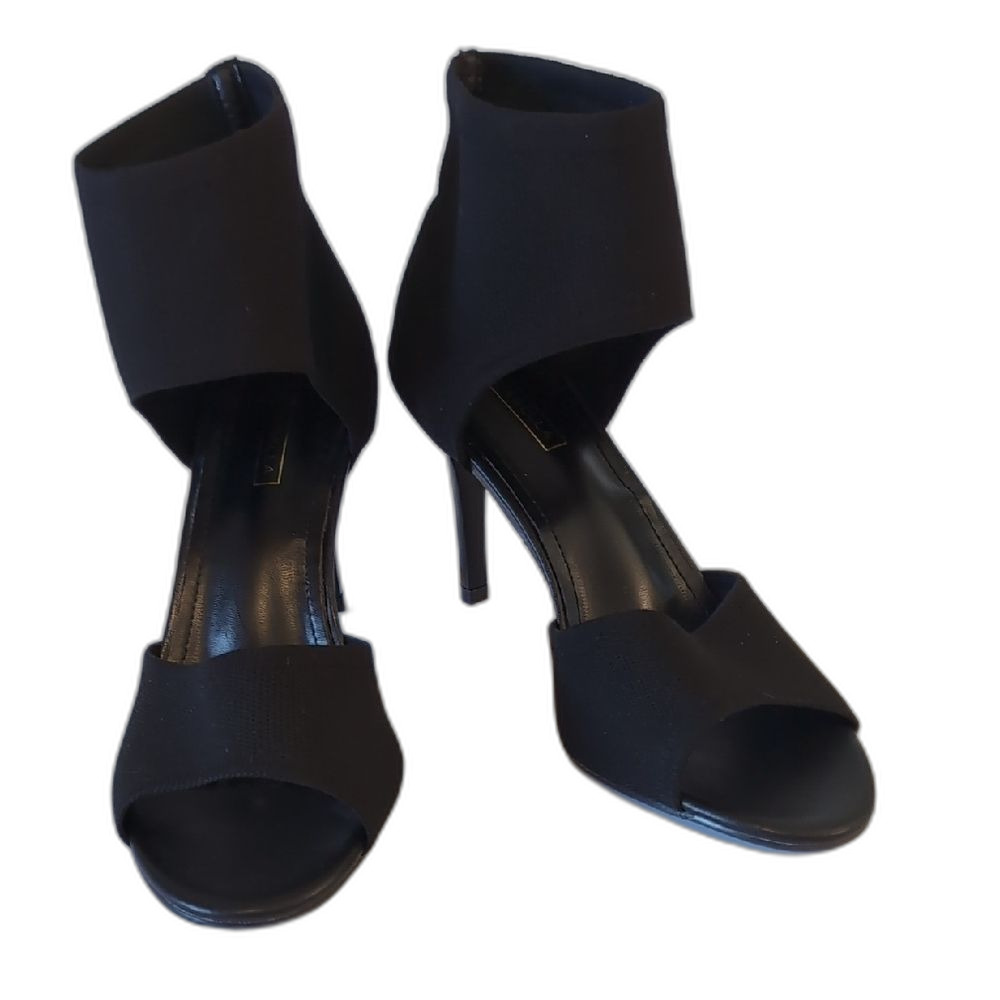 Newbella Black Sock Ankle Stiletto Heels Size 8